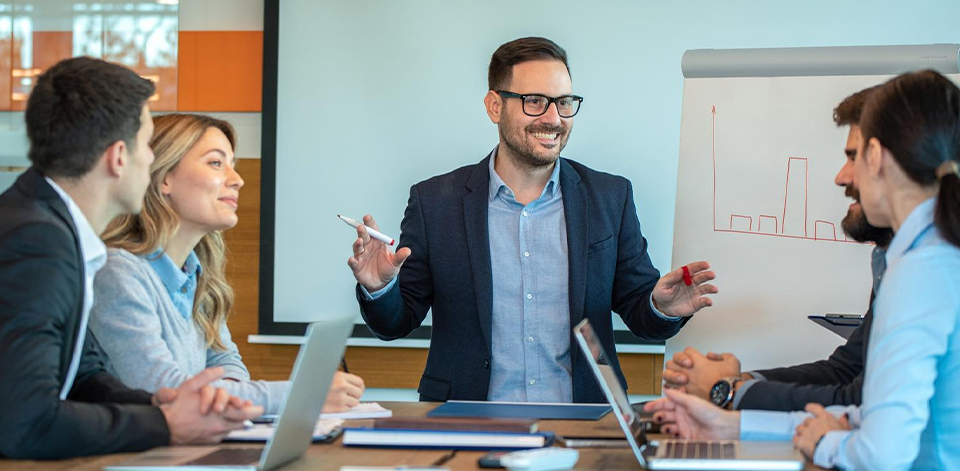 Executive Leadership Training Preparing Leaders for Tomorrow 1