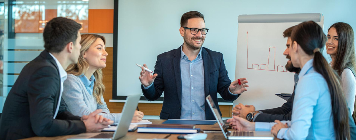 Executive Leadership Training Preparing Leaders for Tomorrow 1